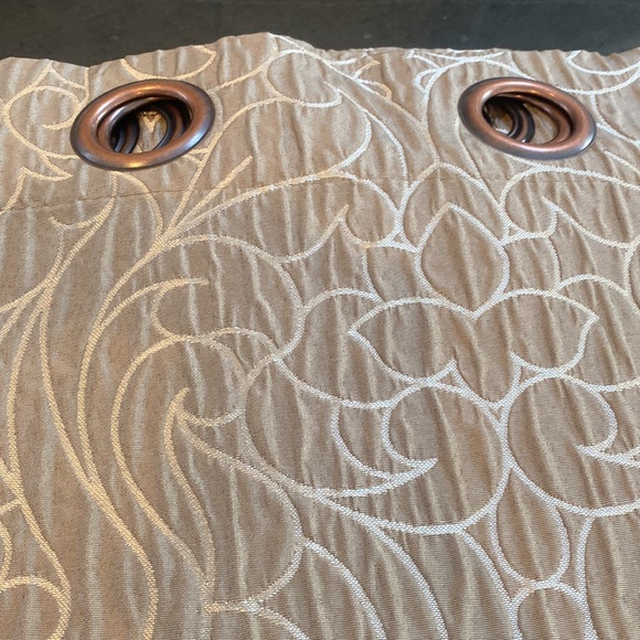 Texture Trends Grommet Panels - Picture 8 of 12